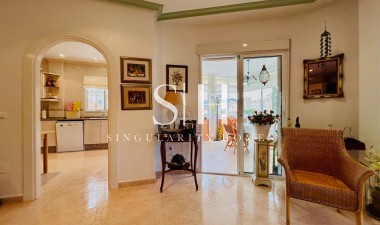 Herverkoop - Villa - Orihuela Costa - Orihuela