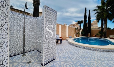 Herverkoop - Villa - Orihuela Costa - Orihuela