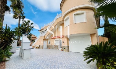 Herverkoop - Villa - Orihuela Costa - Orihuela