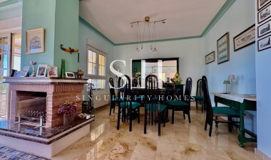 Herverkoop - Villa - Orihuela Costa - Villamartin