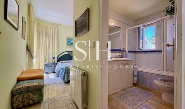 Herverkoop - Villa - Orihuela Costa - Villamartin