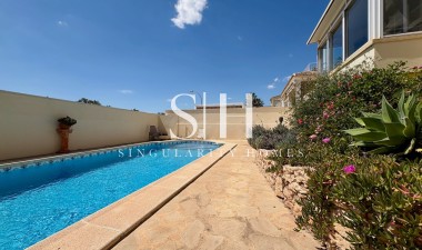 Herverkoop - Villa - Orihuela Costa - Villamartin