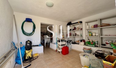 Herverkoop - Villa - Orihuela Costa - Villamartin