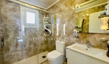 Wiederverkauf - Haus - Orihuela Costa - La Florida