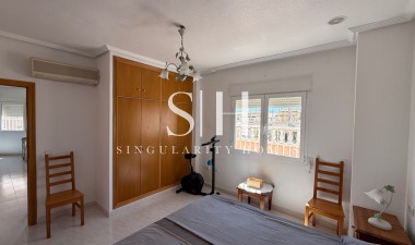 Återförsäljning - Villa - Orihuela Costa - Costa Blanca