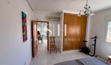 Återförsäljning - Villa - Orihuela Costa - Costa Blanca