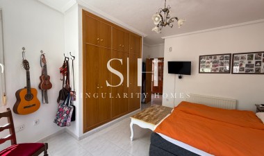 Återförsäljning - Villa - Orihuela Costa - Costa Blanca