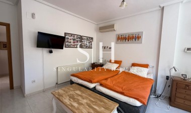 Återförsäljning - Villa - Orihuela Costa - Costa Blanca