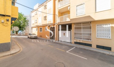 Alquiler a largo plazo - Apartamento / piso - San Pedro del Pinatar - Lo pagan