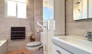 Wiederverkauf - Villa - Orihuela Costa - Costa Blanca