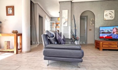 Wiederverkauf - Villa - Orihuela Costa - Costa Blanca