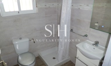 Перепродажа - Villa - Playa Flamenca - Costa Blanca