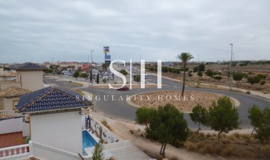 Перепродажа - Villa - Playa Flamenca - Costa Blanca