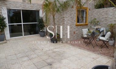 Перепродажа - Villa - Playa Flamenca - Costa Blanca