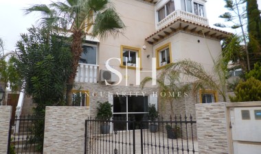 Перепродажа - Villa - Playa Flamenca - Costa Blanca