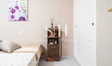 Återförsäljning - Bungalow - Torrevieja - La Mata