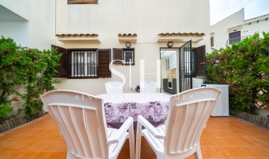 Återförsäljning - Bungalow - Torrevieja - La Mata