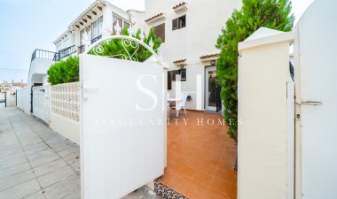 Återförsäljning - Bungalow - Torrevieja - La Mata