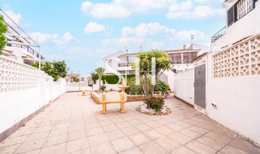 Återförsäljning - Bungalow - Torrevieja - La Mata