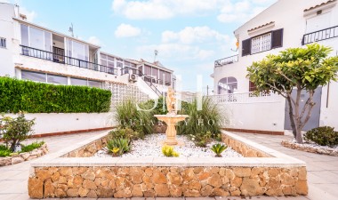 Återförsäljning - Bungalow - Torrevieja - La Mata