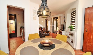 Odsprzedaż - Mieszkanie w bloku - Orihuela Costa - Punta Prima