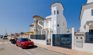 Новое здание - Villa - San Fulgencio - El Oasis