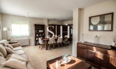 Перепродажа - Villa - Torrevieja - La Siesta - El Salado - Torreta