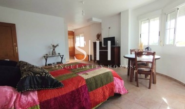 Перепродажа - Villa - Torrevieja - La Siesta - El Salado - Torreta