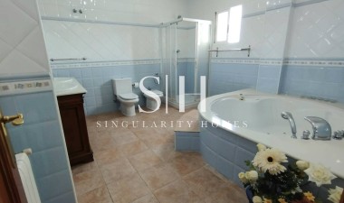 Перепродажа - Villa - Torrevieja - La Siesta - El Salado - Torreta