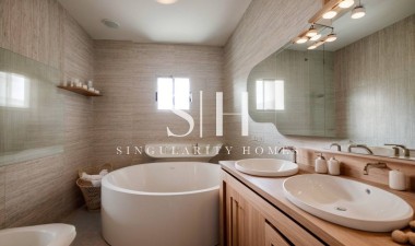 Перепродажа - Villa - Torrevieja - La Siesta - El Salado - Torreta