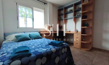 Перепродажа - Villa - Torrevieja - La Siesta - El Salado - Torreta