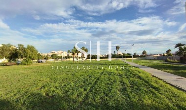 Перепродажа - Villa - Torrevieja - La Siesta - El Salado - Torreta