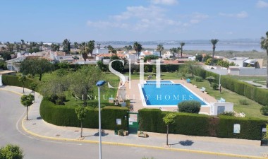 Перепродажа - Villa - Torrevieja - La Siesta - El Salado - Torreta