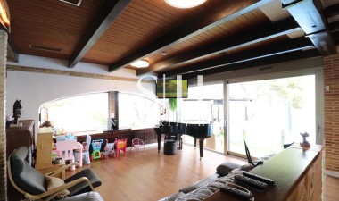 Перепродажа - Villa - Orihuela Costa - Costa Blanca