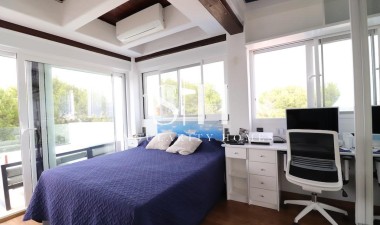 Перепродажа - Villa - Orihuela Costa - Costa Blanca