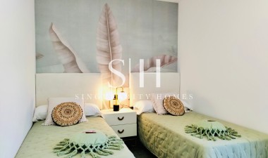 Herverkoop - Villa - Orihuela Costa - Los Altos