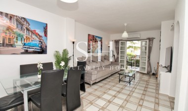 Resale - Apartment / flat - Orihuela Costa - Villamartin