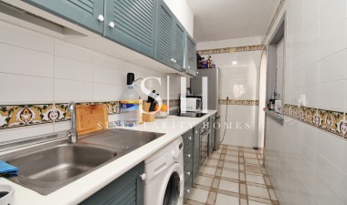 Resale - Apartment / flat - Orihuela Costa - Villamartin
