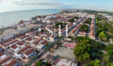 Перепродажа - Casa - Torrevieja - Playa de los Naufragos