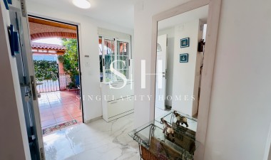 Перепродажа - Casa - Torrevieja - Playa de los Naufragos