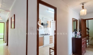 Återförsäljning - Lägenhet / lägenhet - Torrevieja - Playa De Los Naufragos