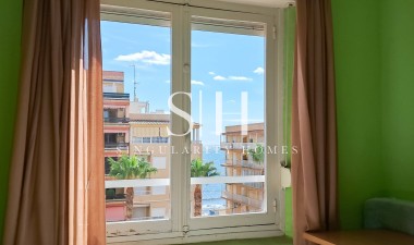 Återförsäljning - Lägenhet / lägenhet - Torrevieja - Playa De Los Naufragos