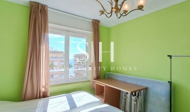 Återförsäljning - Lägenhet / lägenhet - Torrevieja - Playa De Los Naufragos