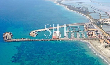 Новое здание - Villa - San Pedro del Pinatar - Centro