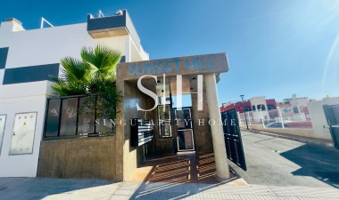 Wiederverkauf - Wohnung - Orihuela Costa - Los Altos