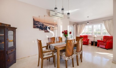 Перепродажа - Villa - Orihuela Costa - Costa Blanca