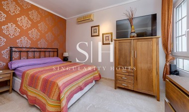 Перепродажа - Villa - Orihuela Costa - Costa Blanca