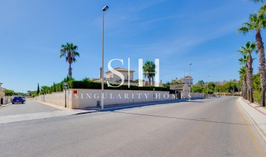 Перепродажа - Villa - Orihuela Costa - Costa Blanca