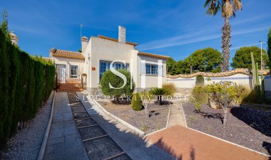 Перепродажа - Villa - Orihuela Costa - Costa Blanca