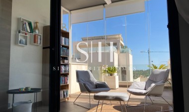 Resale - Bungalow - San Miguel de Salinas - Las Colinas